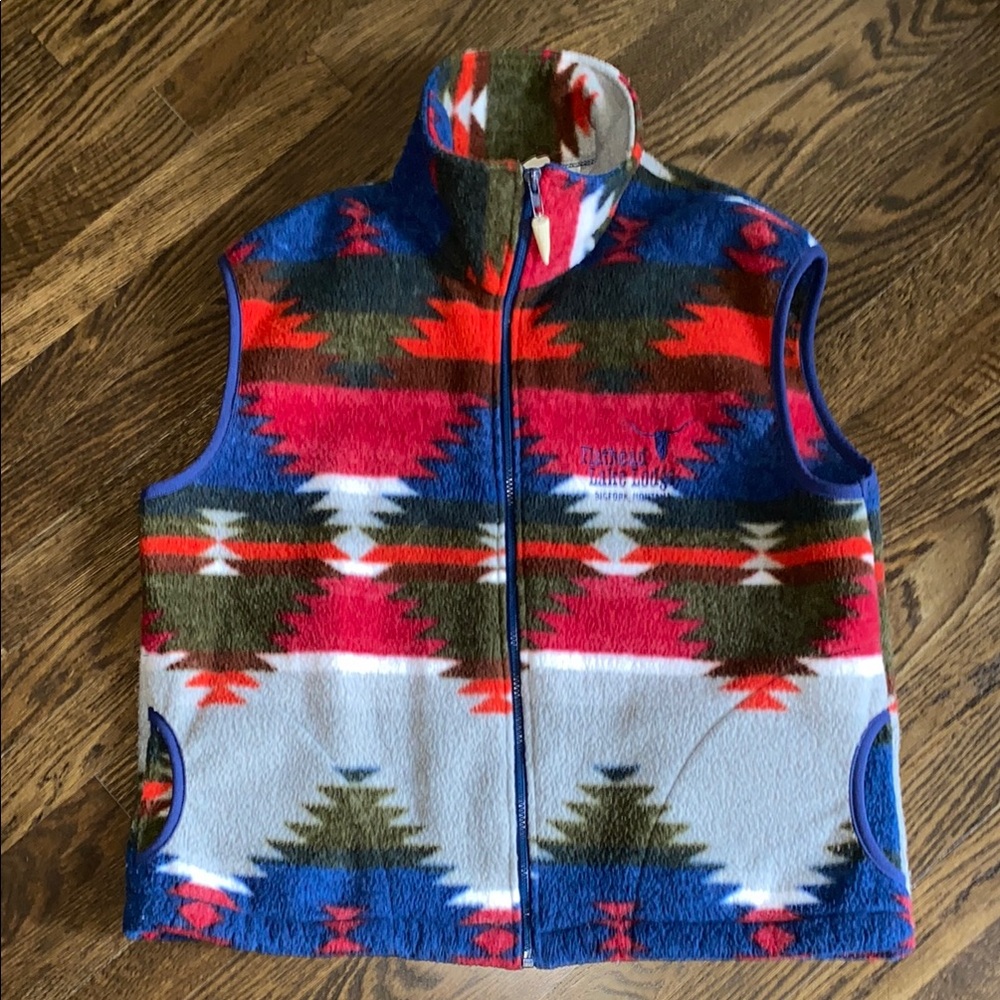Colorful Fleece Vest with Geometric Pattern